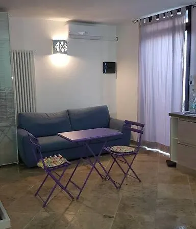 Alberto Apartment *